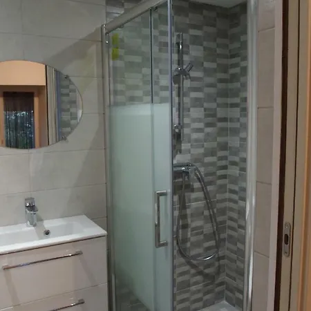 Git' De Pom' アパート *